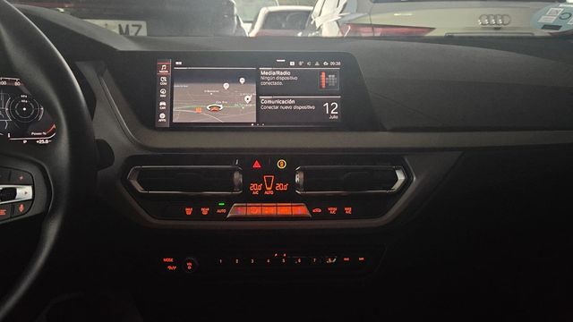 BMW Serie 1 118d Business Auto.