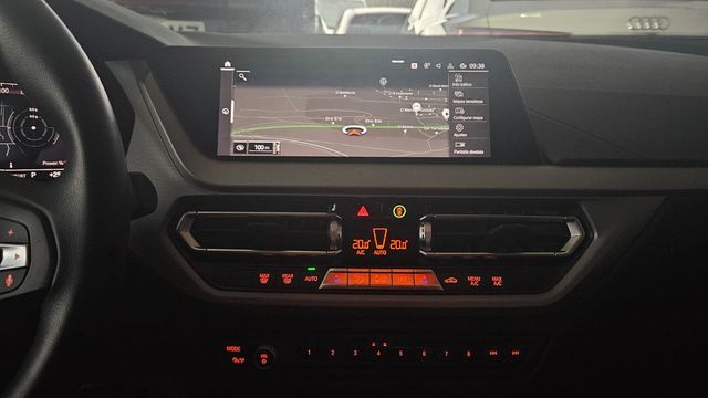 BMW Serie 1 118d Business Auto.