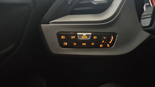 BMW Serie 1 118d Business Auto.