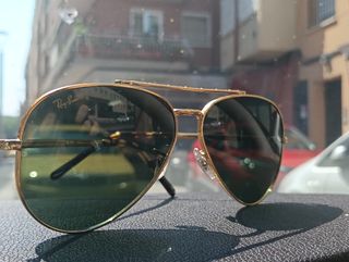 Ray-Ban Aviator: Gafas sol doradas
