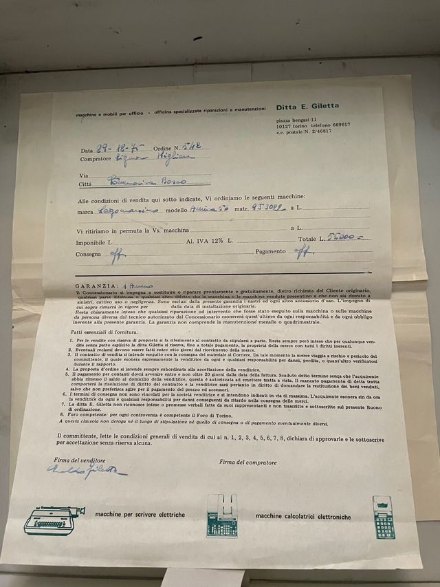 Macchina da scrivere Amica 56 vintage