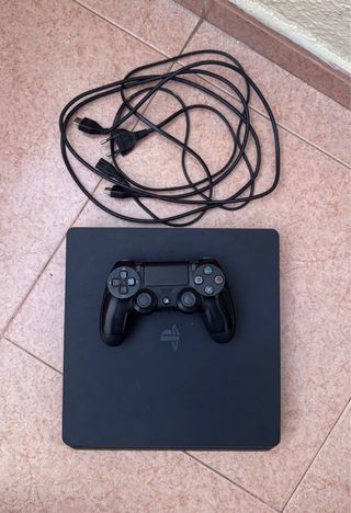PS4 (PlayStation 4) negra 1TB