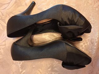 Zapatos tacón negros