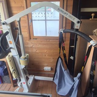 Grua para minusvalidos