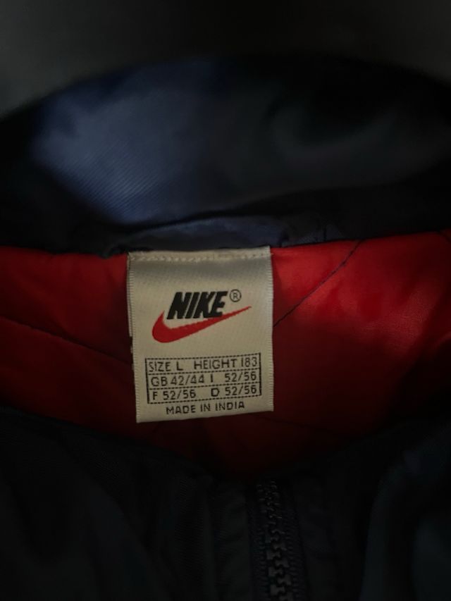 Chaquetón/ parca  Nike azul y roja