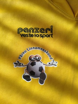 Camisola Futebol Pärnu - Número 16