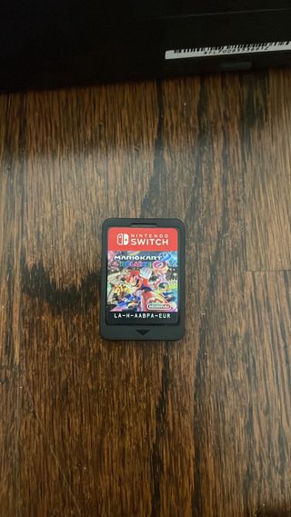 Nintendo Switch + 2 juegos + funda