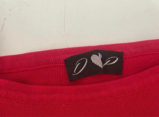 Top rosso maniche a sbuffo