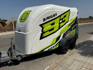 Remolque moto fibra marca carro doble eje 