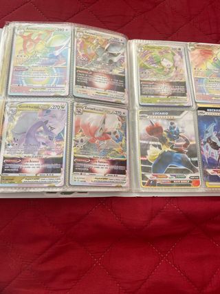 Álbum con cartas Pokemon Brillantes
