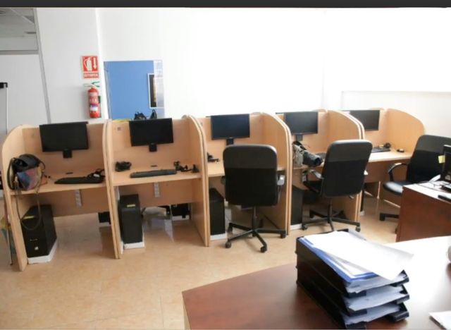 10 Puestos Call Center Melamina