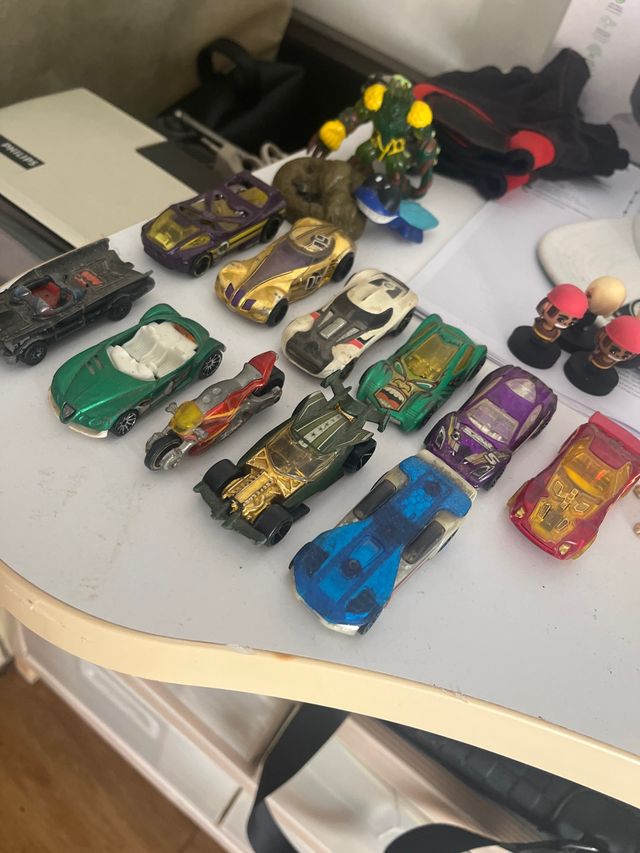 Lote Hot Wheels (12 coches)