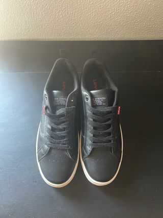 Zapatillas Levi's - Negras