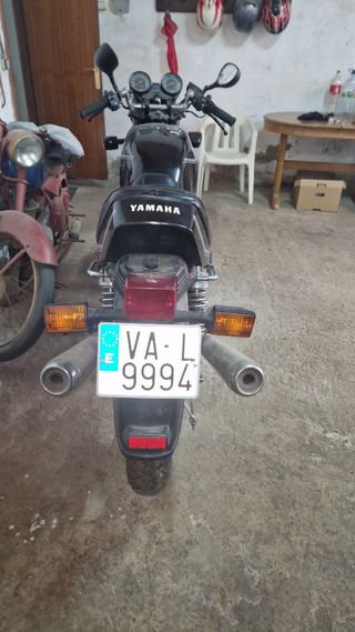 Yamaha XJ 650 - Moto Clásica