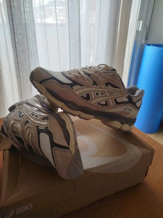 Zapatillas Asics Gel-NYC Beige/Gris