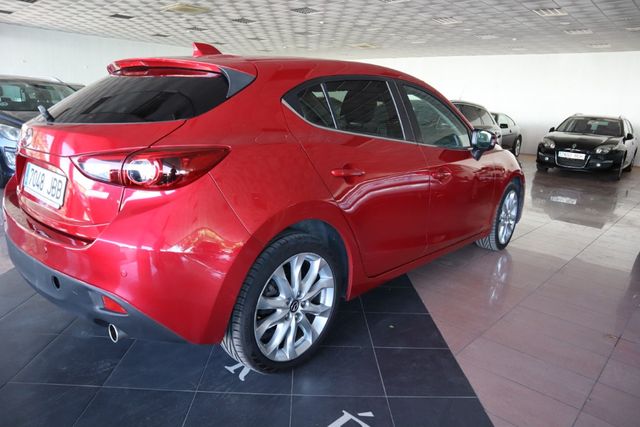 Mazda 3 2015