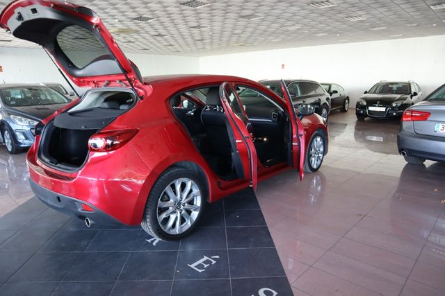 Mazda 3 2015