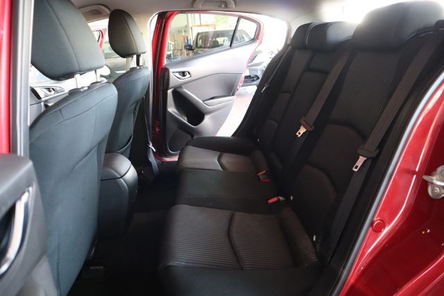 Mazda 3 2015