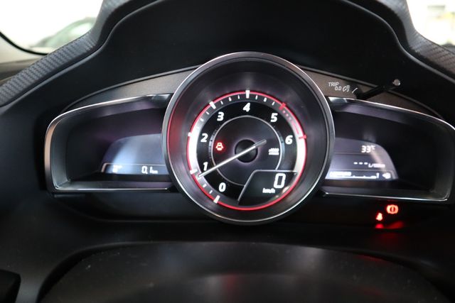 Mazda 3 2015
