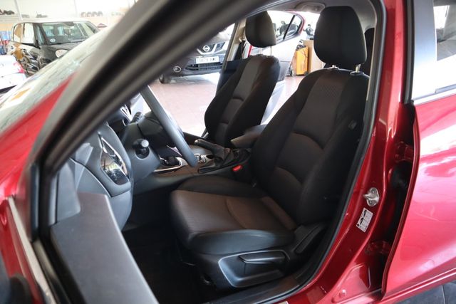 Mazda 3 2015