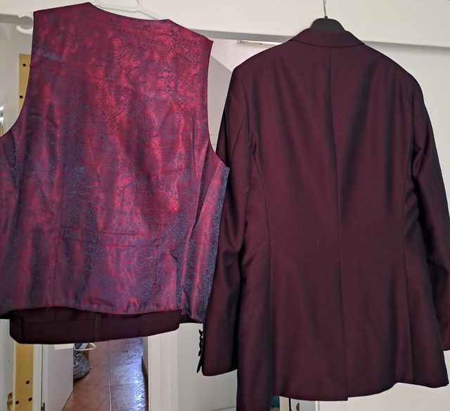 Traje Chaqué Rojo - Ceremonia