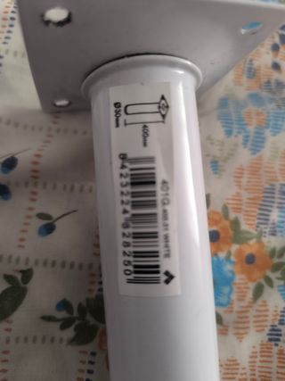 3 Patas Mesa - Blancas 
Medidas 400mm alto// 30mm