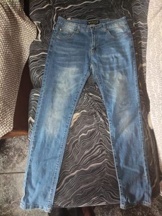 Tejanos Hombre/mujer - Azul y camisas estampadas 