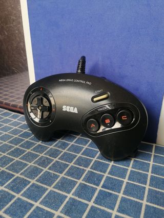 MEGADRIVE 1 ORIGINAL MANDO DETALLES ROJO
