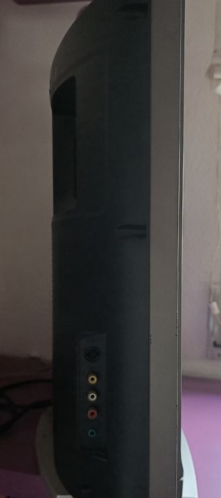 TV Sony 26" Gris - Sin TDT2 . Mando original.