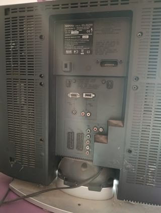 TV Sony 26" Gris - Sin TDT2 . Mando original.