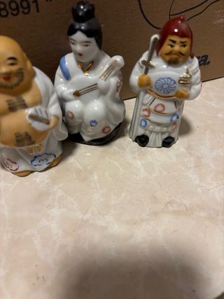 8 Figuras chinas de porcelana