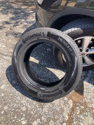 Neumático Continental 215/60 R17