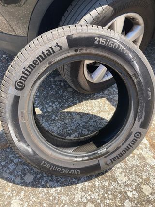 Neumático Continental 215/60 R17