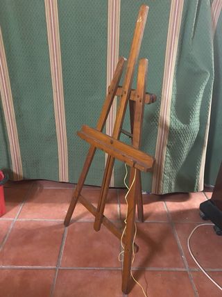 Caballete madera antiguo