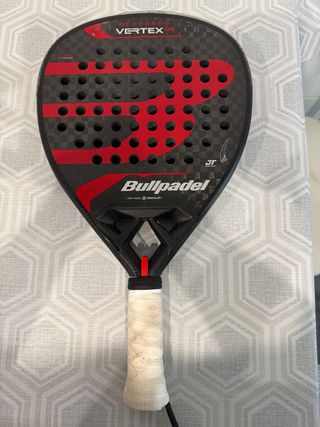 Pala Bullpadel Vertex 04