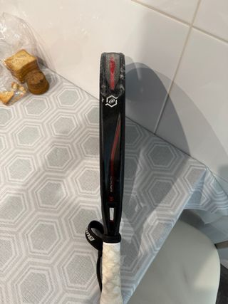 Pala Bullpadel Vertex 04