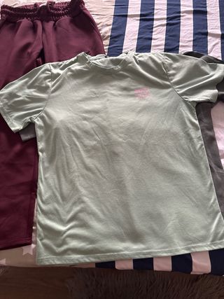 Pantalones deportivos marrón oscuro