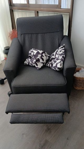 Sillón reclinable negro