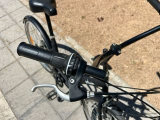 Bicicleta paseo btwin negra