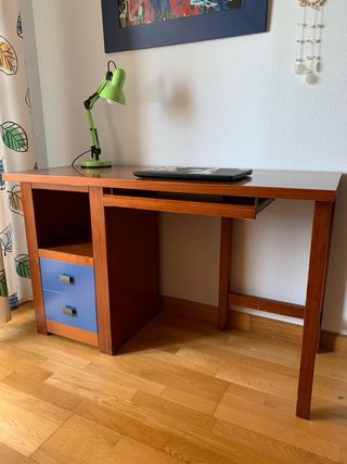 Conjunto escritorio, estantería y armario