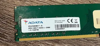 RAM ADATA DDR4 8GB (2 unidades)