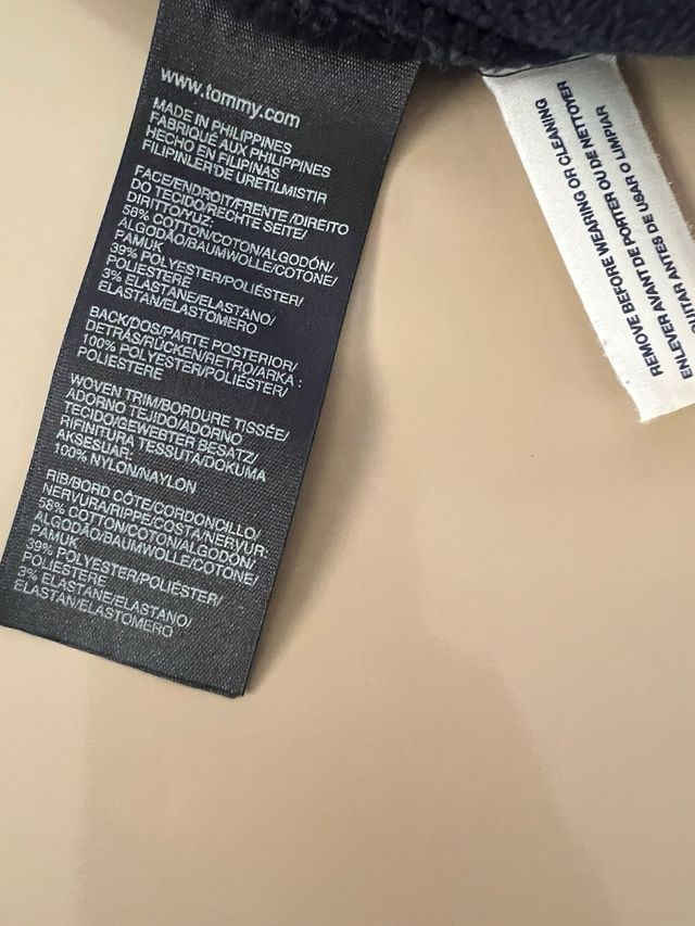 Chaqueta Tommy Hilfiger azul marino. Exclusiva