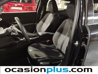 Peugeot 2008 PureTech 130 S&S Allure Pack EAT8 96 kW (130 CV)
