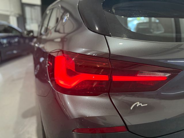BMW X2 sDrive18d Business Auto
