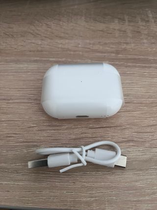 Auriculares inalámbricos estilo AirPods