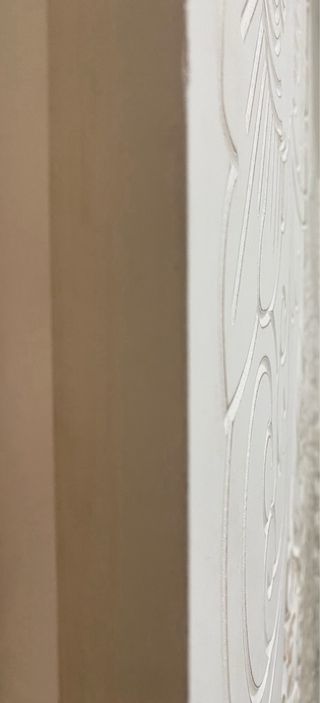 Biombo de madera tallada