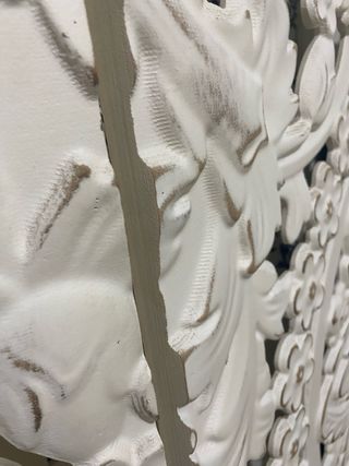 Biombo de madera tallada