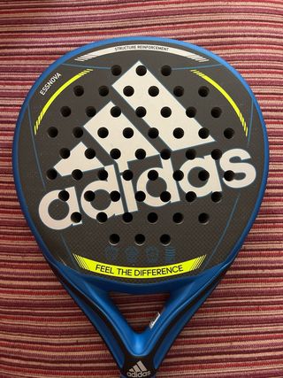 Pala pádel Adidas Essnova