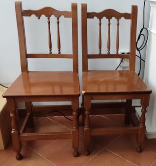 2 Sillas Madera - Estilo Clásico