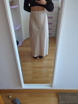 Falda larga beige raso